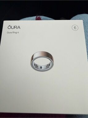 Oura Ring 4 - Rose Gold finish